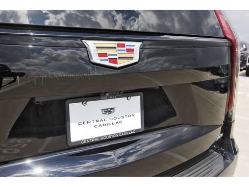 Used 2024 Cadillac Escalade Sport w/ Touring Package AWD/4WD image 28