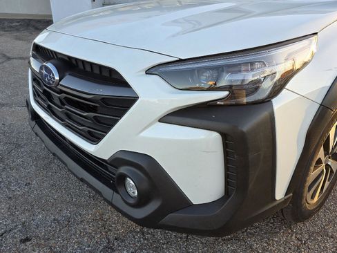 Used 2023 Subaru Outback Premium image 34