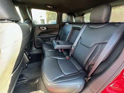 Certified 2022 Jeep Compass Limited image 19