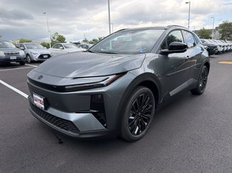 New 2026 Toyota C-HR AWD/4WD video 1