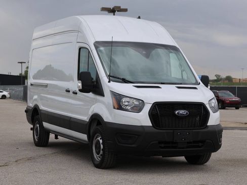Used 2024 Ford Transit 250 148 High Roof w/ Load Area Protection Package RWD image 4