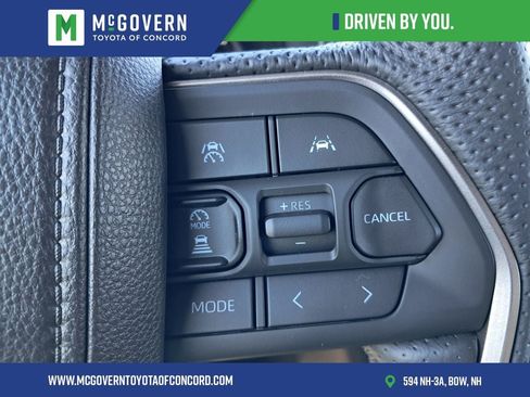 Used 2025 Toyota Tacoma TRD Off-Road AWD/4WD image 21