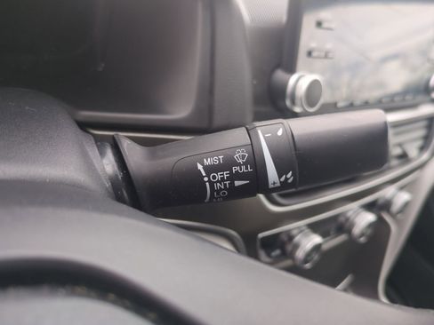 Used 2018 Honda Accord LX image 32