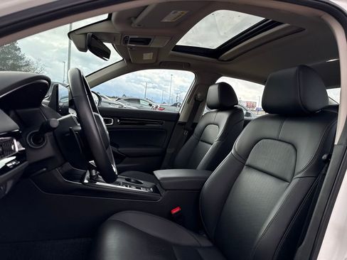 Used 2024 Honda Civic Touring image 20