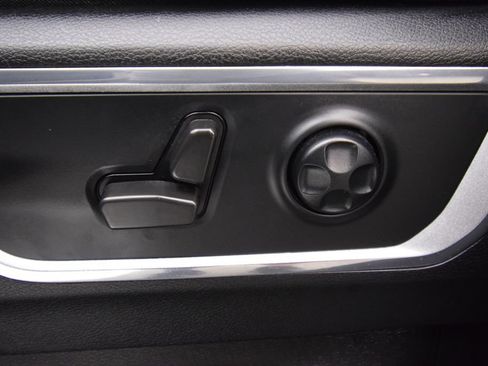 Used 2021 RAM 1500 Laramie AWD/4WD image 27