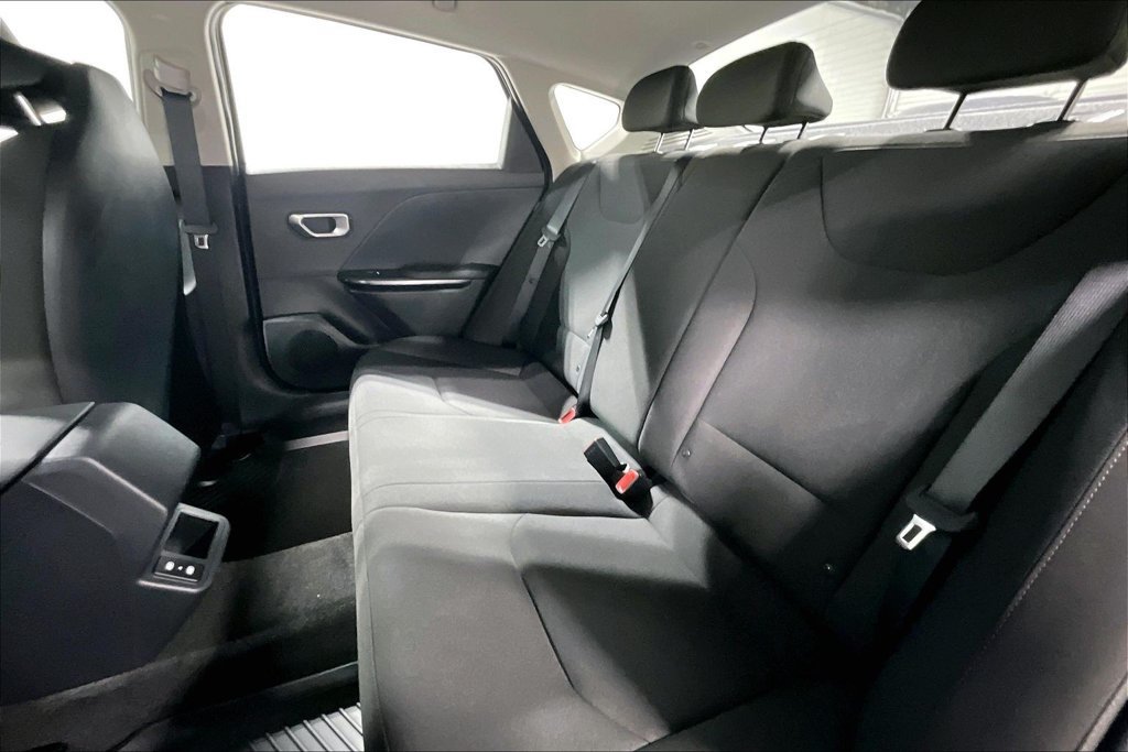 Used 2026 Kia K4 FWD image 18