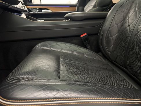 Used 2022 Jeep Grand Wagoneer Series III image 32