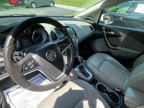 Used 2012 Buick Verano FWD image 18