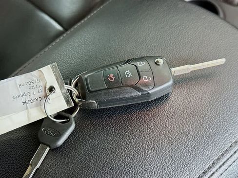 Used 2017 Ford Explorer FWD image 21