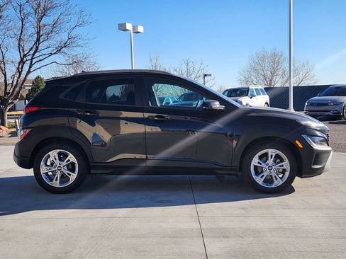 Used 2022 Hyundai Kona SEL w/ Cargo Package FWD image 6