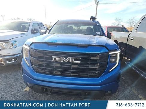 Used 2023 GMC Sierra 1500 Elevation w/ LPO, Elevation Black Package image 1