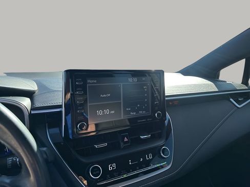 Used 2019 Toyota Corolla XSE image 30