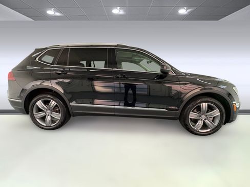 Used 2021 Volkswagen Tiguan SEL image 7