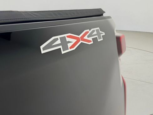 Certified 2022 Chevrolet Silverado 1500 LTZ image 8