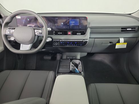 New 2026 Hyundai Ioniq 5 SEL image 4