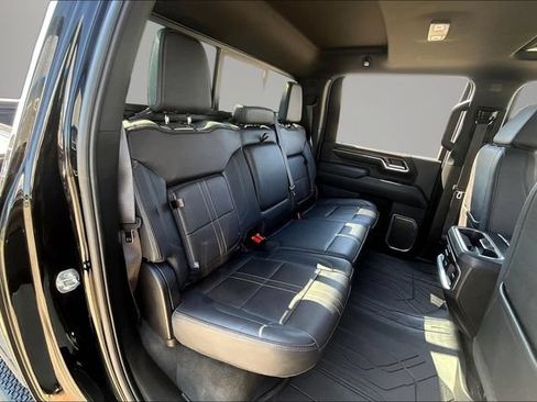 Used 2024 Chevrolet Silverado 2500 High Country w/ High Country Premium Package AWD/4WD image 26
