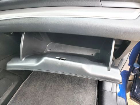 Used 2015 Honda CR-V LX image 40