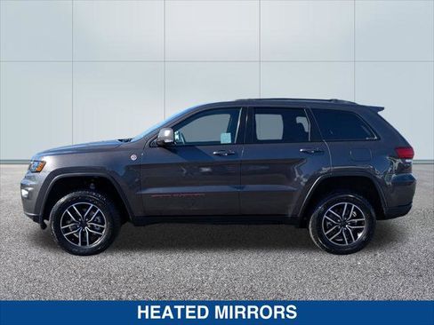 Used 2019 Jeep Grand Cherokee Trailhawk image 2