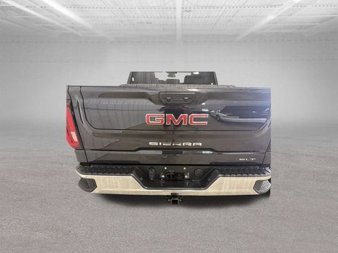 Used 2025 GMC Sierra 1500 SLT AWD/4WD image 20