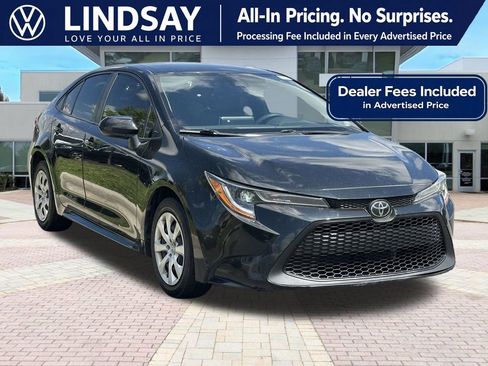 Used 2020 Toyota Corolla LE FWD image 1