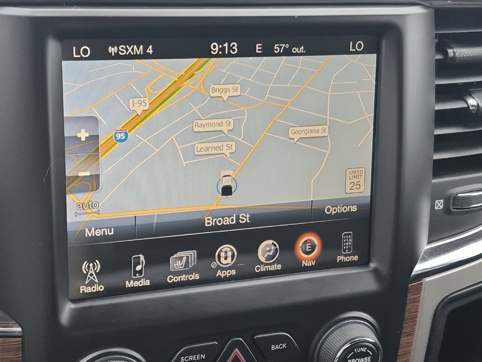 Used 2016 RAM 1500 Laramie AWD/4WD image 23