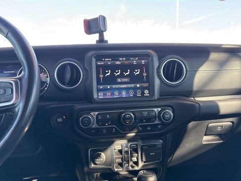 Used 2021 Jeep Gladiator Overland w/ Popular Equipment Package image 14