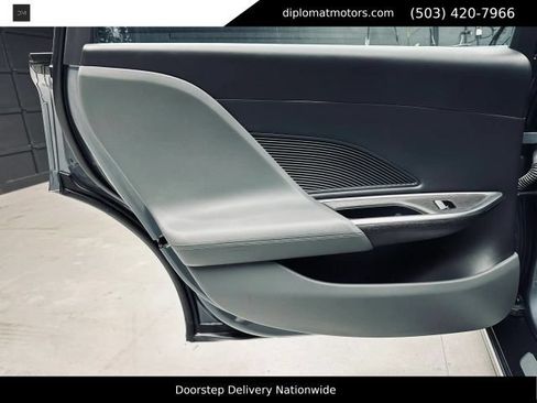 Used 2025 Lucid Air Pure RWD image 26