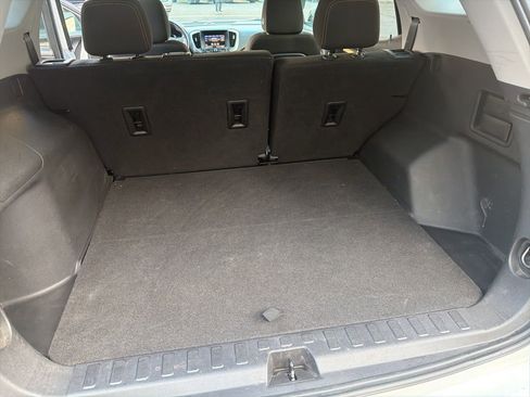 Used 2021 GMC Terrain SLE w/ Elevation Edition image 12