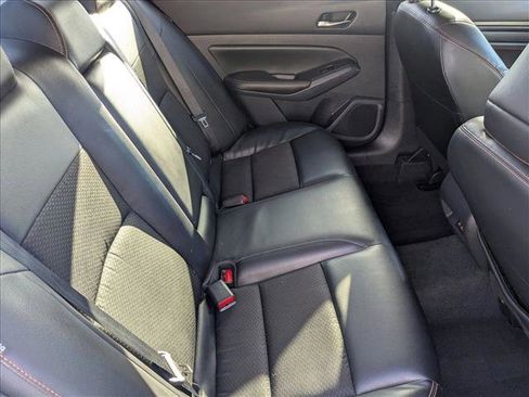 Used 2022 Nissan Altima 2.5 SR image 19