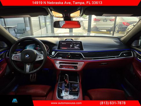 Used 2021 BMW 750i xDrive w/ Executive Package AWD/4WD image 16