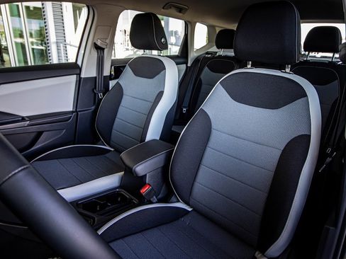 New 2026 Volkswagen Taos S image 27