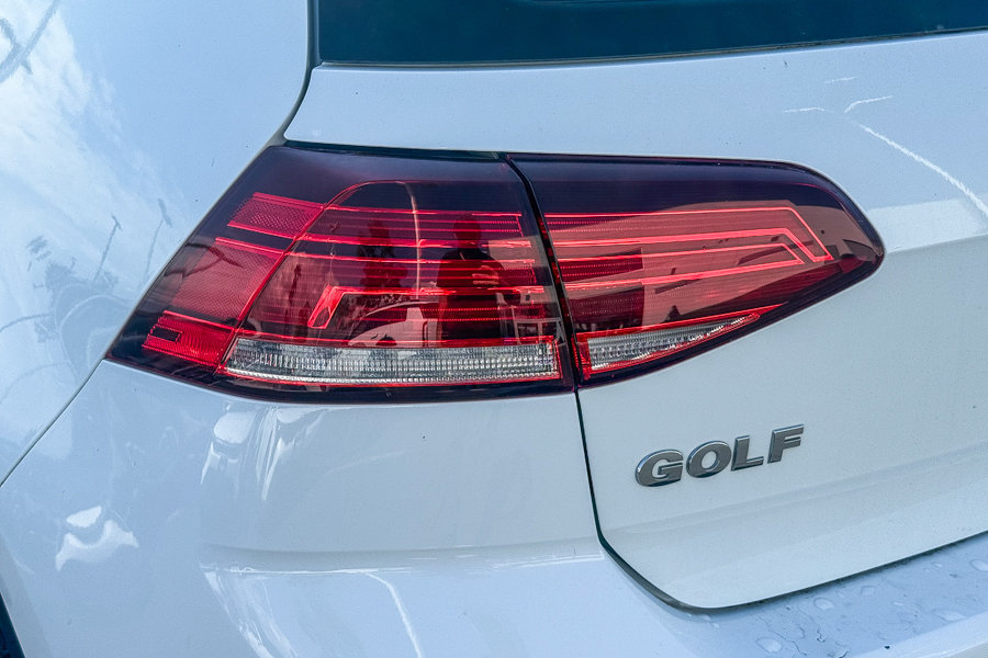 Used 2020 Volkswagen Golf 4-Door FWD image 11