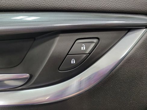 Used 2023 Buick Enclave Essence w/ Experience Buick Package AWD/4WD image 35