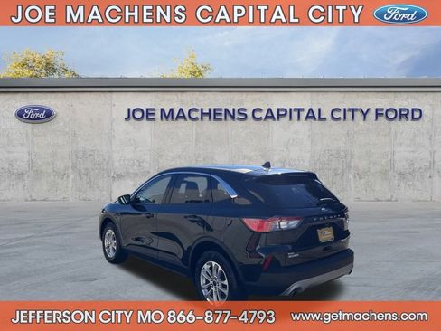 Certified 2022 Ford Escape SE w/ Cold Weather Package image 6