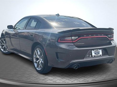Used 2022 Dodge Charger GT image 2