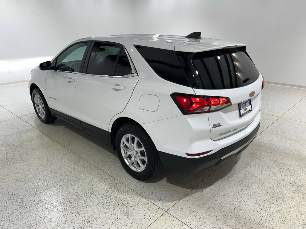 Used 2024 Chevrolet Equinox LT w/ LPO, Floor Liner Package AWD/4WD image 3