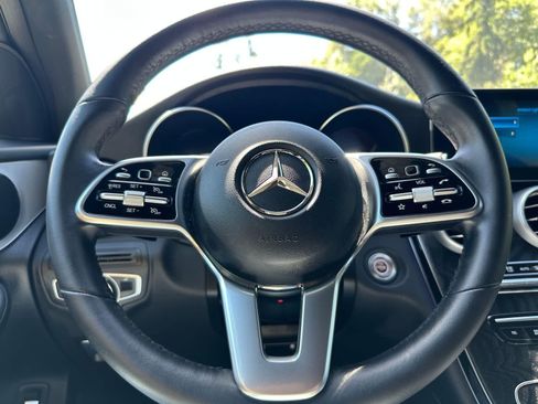 Used 2021 Mercedes-Benz GLC 300 4MATIC image 19