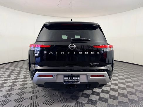 Used 2022 Nissan Pathfinder Platinum w/ Cargo Package FWD image 9