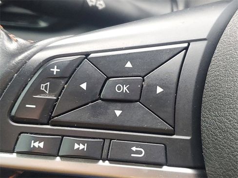 Used 2022 Nissan Sentra SR image 17