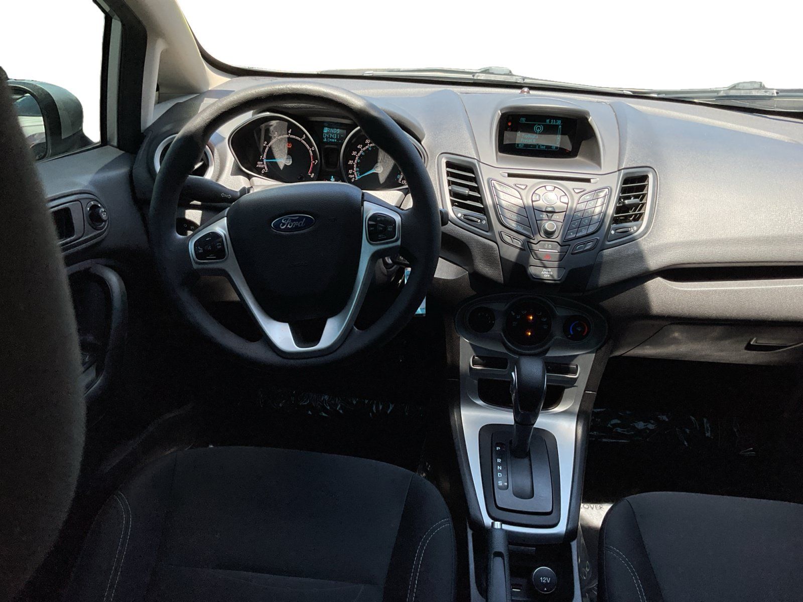 Used 2017 Ford Fiesta SE FWD image 13