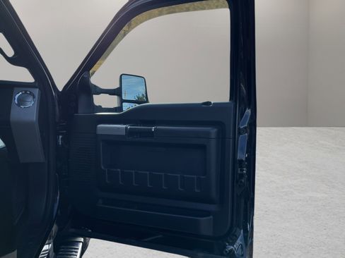 Used 2013 Ford F250 Lariat w/ Lariat Ultimate Pkg image 36