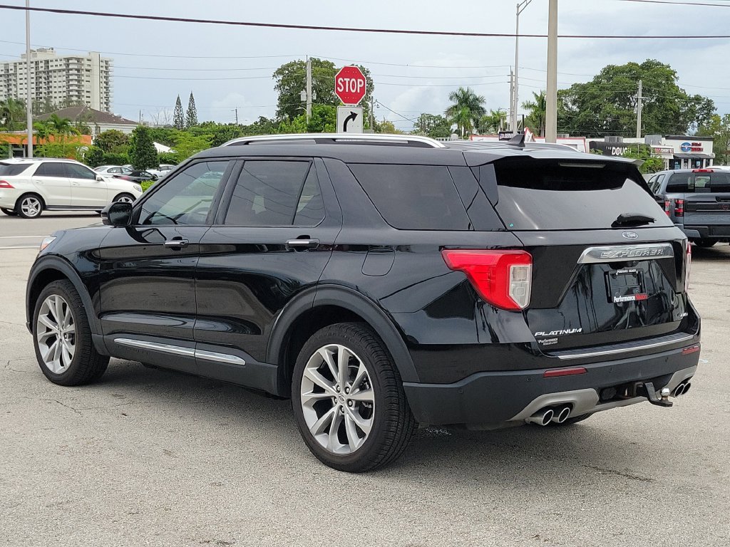 Used 2021 Ford Explorer Platinum AWD/4WD image 9