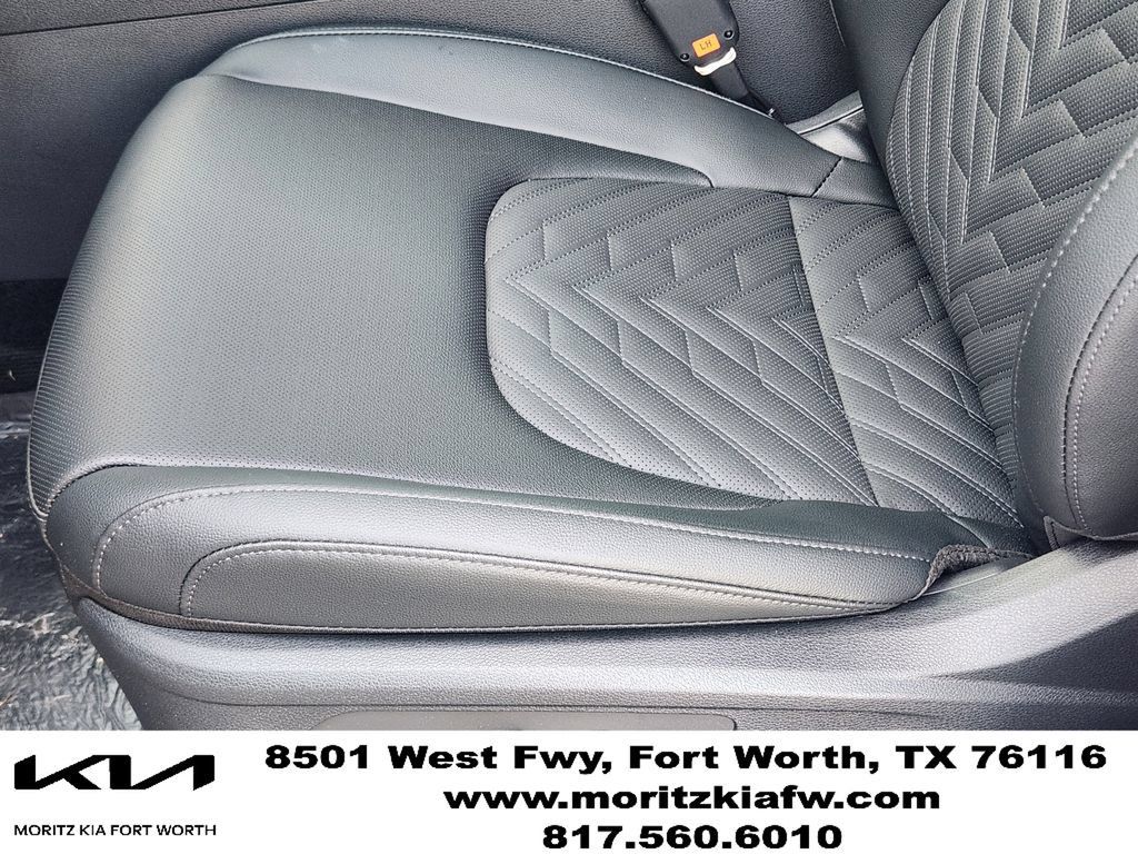 New 2026 Kia Sportage X-Line w/ X-Line Premium Package AWD/4WD image 17