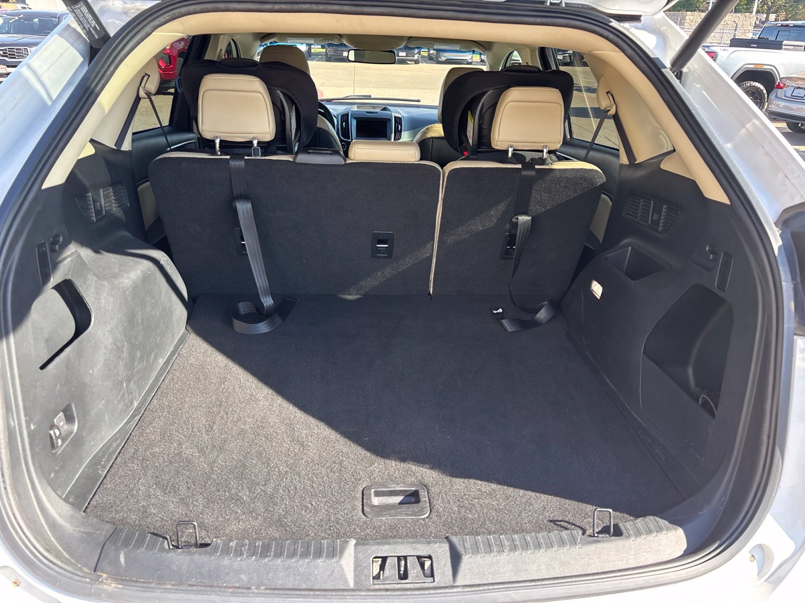 Used 2020 Ford Edge SEL w/ Convenience Package FWD image 6