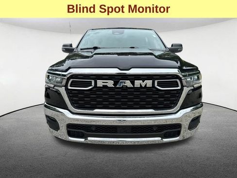 Used 2025 RAM 1500 Big Horn AWD/4WD image 4
