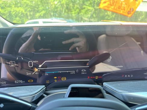 New 2025 Cadillac Escalade IQ Luxury 1 AWD/4WD image 30