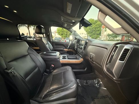 Used 2018 Chevrolet Silverado 2500 LTZ w/ Duramax Plus Package AWD/4WD image 39