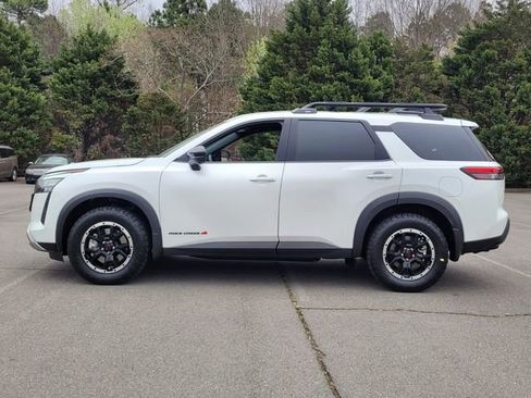 New 2026 Nissan Pathfinder Rock Creek w/ Rock Creek Premium Package AWD/4WD image 2