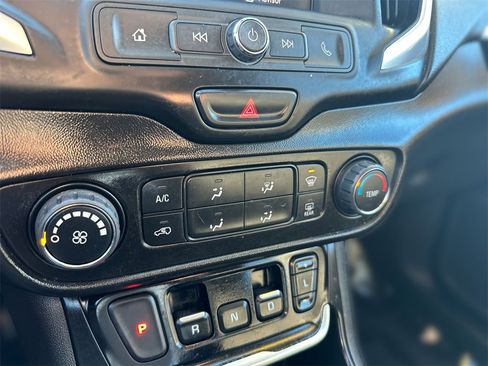 Used 2019 GMC Terrain SLE image 16