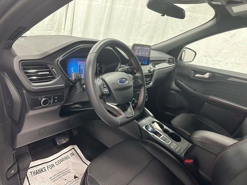 Used 2025 Ford Escape ST-Line image 15